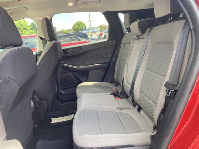 Certified 2022 Ford Escape SE w/ SE Sport Appearance Package AWD/4WD image 33