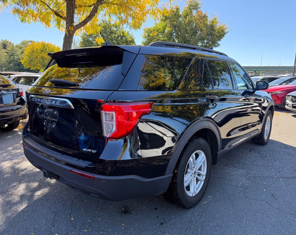 Certified 2023 Ford Explorer XLT w/ Class IV Trailer Tow Package AWD/4WD image 6