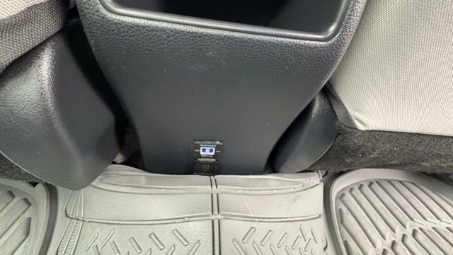 Used 2022 Toyota Corolla LE image 13