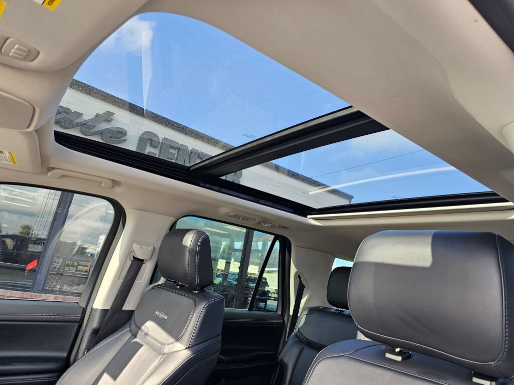 Certified 2025 Ford Expedition Max Platinum AWD/4WD image 19