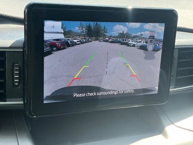 Certified 2022 Ford Explorer XLT w/ Equipment Group 202A AWD/4WD image 10