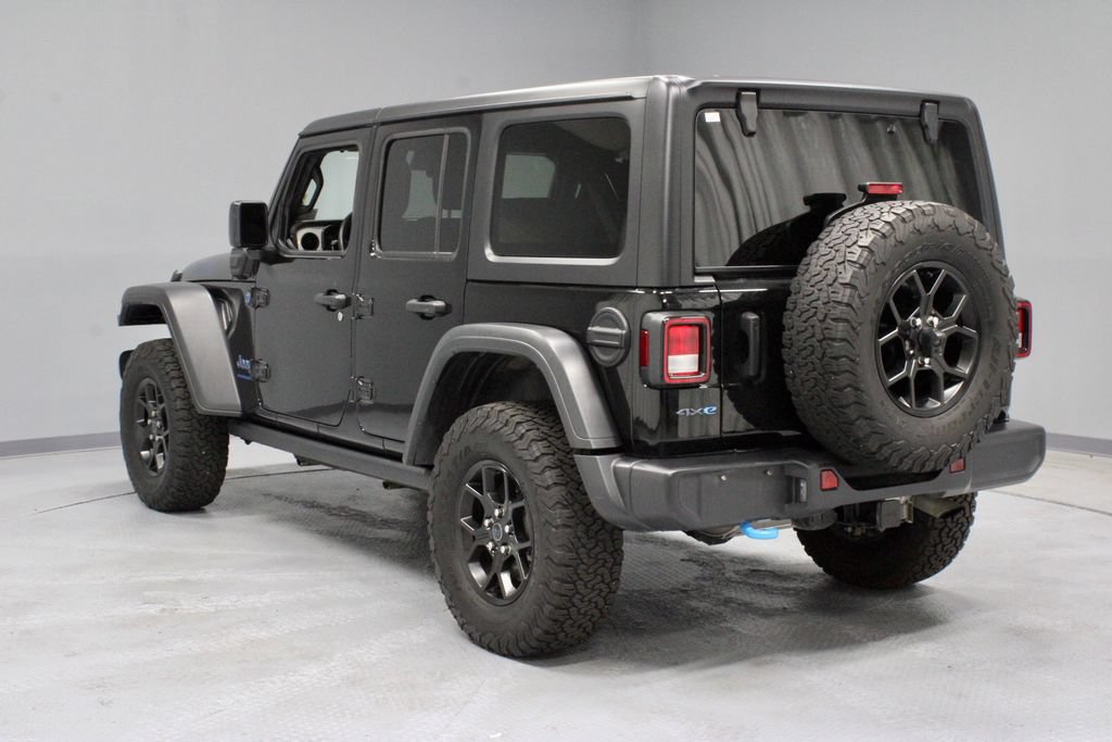 Used 2024 Jeep Wrangler Unlimited AWD/4WD image 9