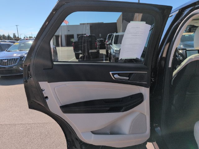 Certified 2024 Ford Edge Titanium w/ Equipment Group 301A AWD/4WD image 25