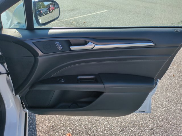 Certified 2019 Ford Fusion Titanium FWD image 34