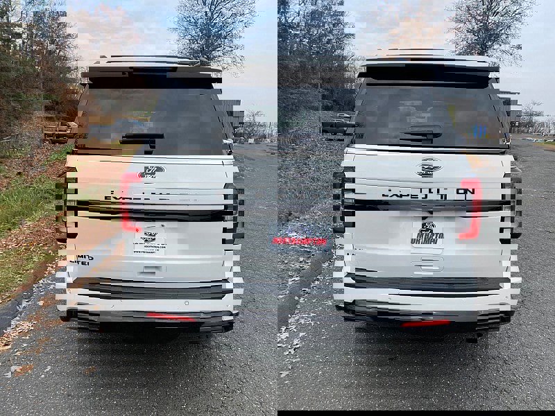 Certified 2023 Ford Expedition Limited image 8
