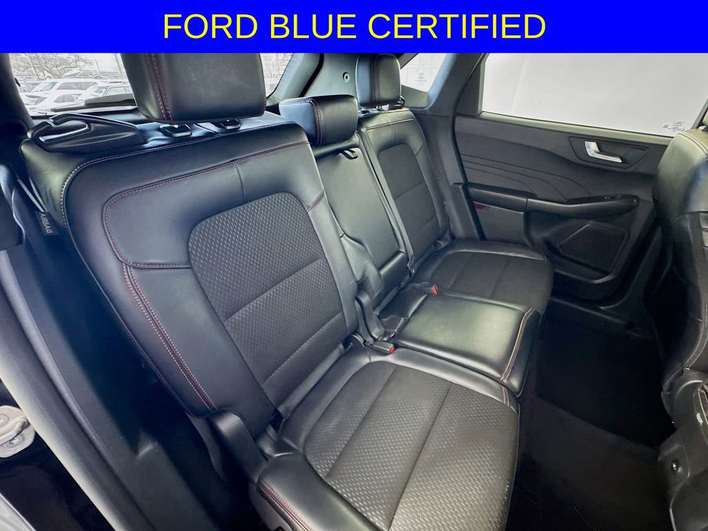 Certified 2025 Ford Escape ST-Line image 24
