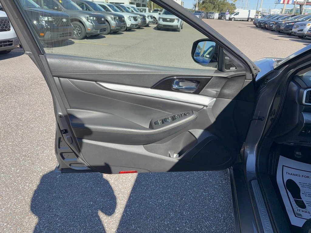 Used 2017 Nissan Maxima 3.5 SL image 8