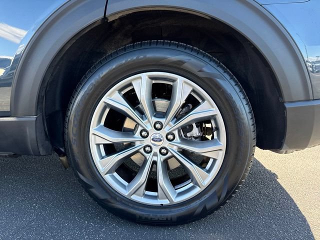 Certified 2023 Ford Explorer XLT w/ Equipment Group 202A AWD/4WD image 11