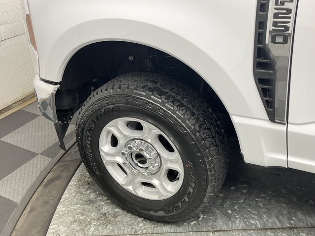 Certified 2026 Ford F250 XLT AWD/4WD image 31