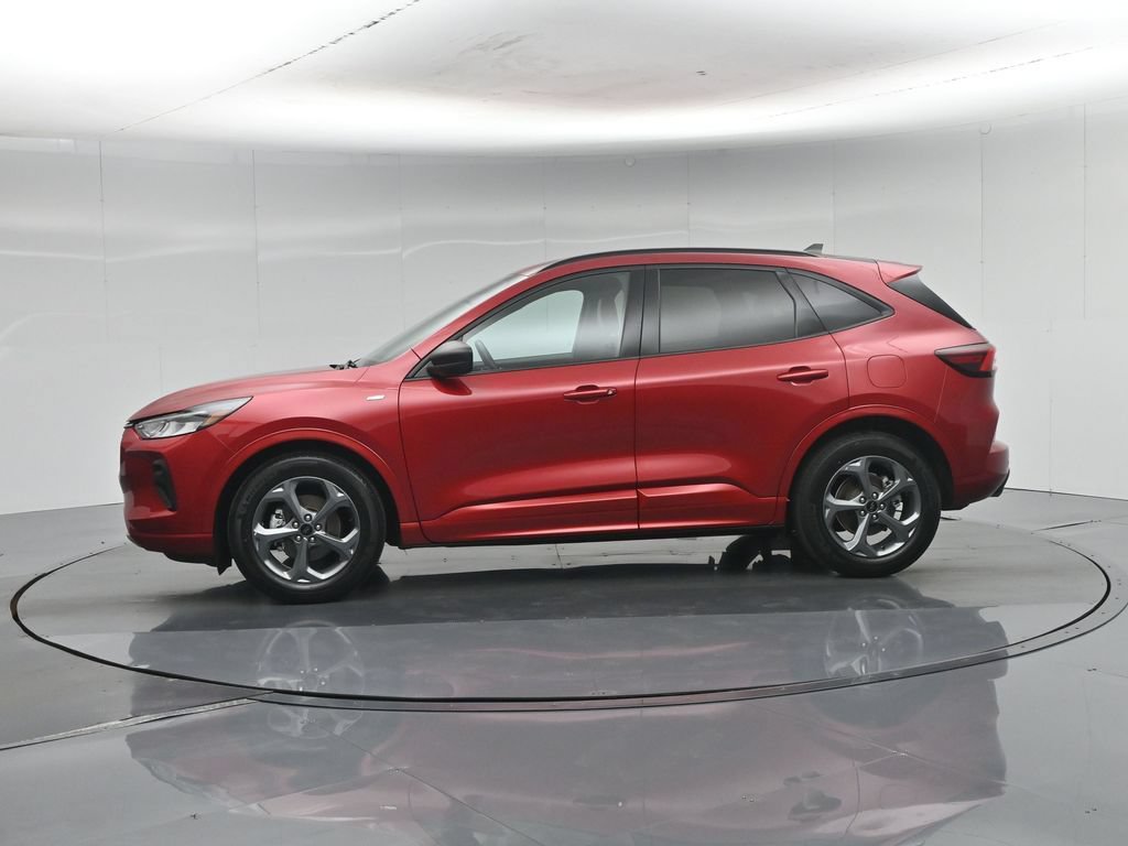 Certified 2023 Ford Escape ST-Line w/ Tech Pack #1 FWD image 30