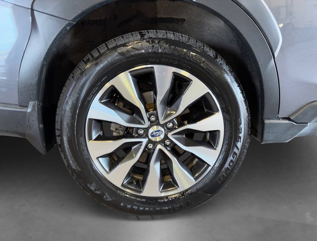 Used 2025 Subaru Outback Limited XT AWD/4WD image 21
