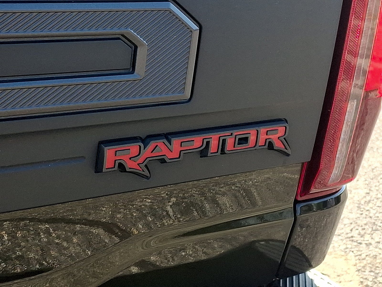 Certified 2024 Ford F150 Raptor AWD/4WD image 30