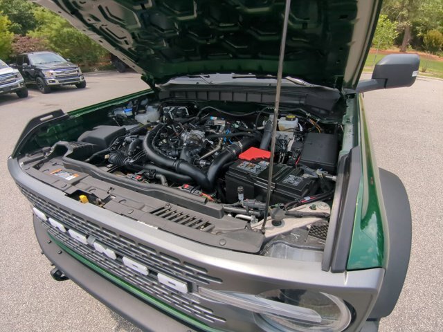 Certified 2025 Ford Bronco Badlands AWD/4WD image 32
