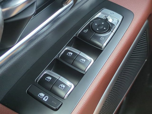 Used 2023 Kia Telluride EX w/ EX Captain's Chair Package AWD/4WD image 25