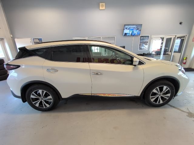 Used 2024 Nissan Murano SV AWD/4WD image 6