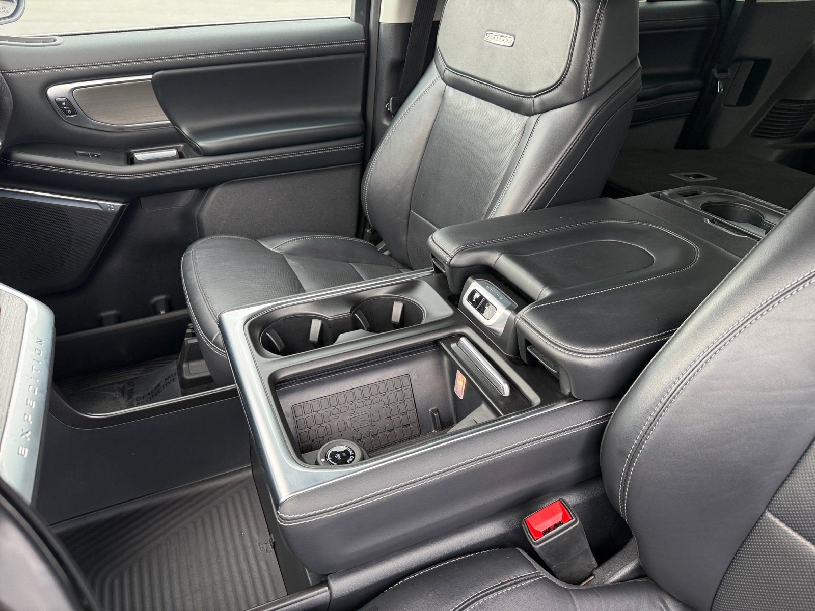 Certified 2025 Ford Expedition Max Platinum AWD/4WD image 14