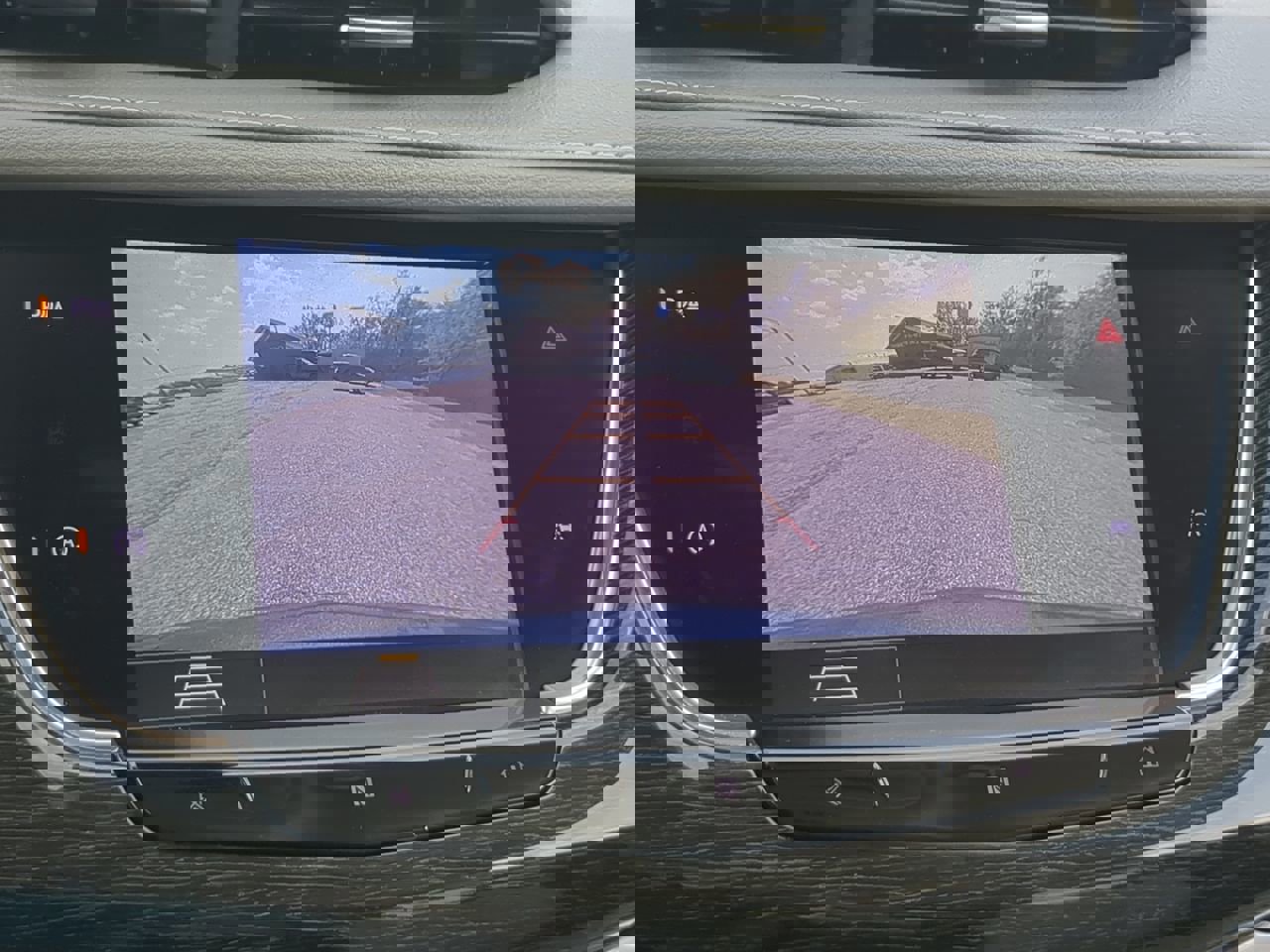 Used 2020 Cadillac XT6 Premium Luxury image 19