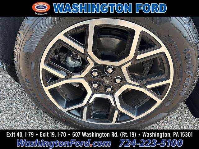 Certified 2025 Ford Maverick Lariat w/ 4K Tow Package AWD/4WD image 9