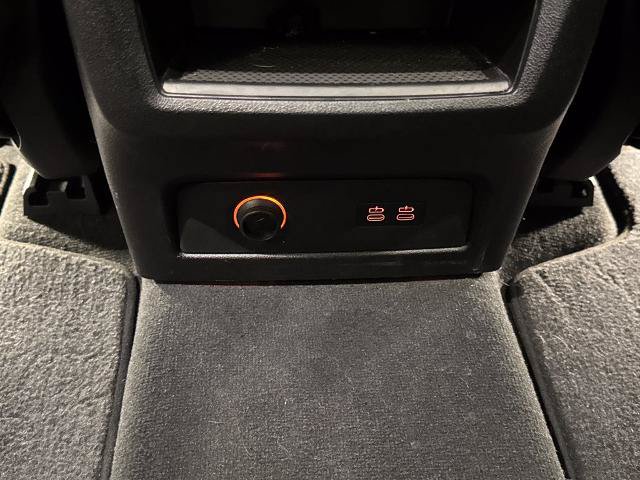 Used 2022 BMW X7 xDrive40i w/ Executive Package AWD/4WD image 31