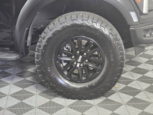Certified 2025 Ford F150 Raptor AWD/4WD image 9