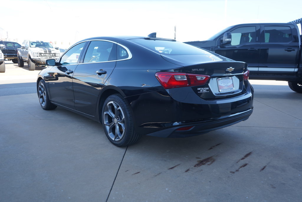 Used 2024 Chevrolet Malibu LT FWD image 12