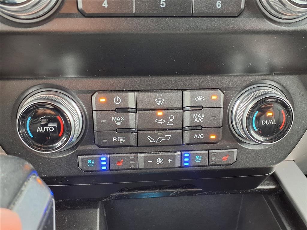 Certified 2019 Ford F150 Platinum w/ Equipment Group 701A Luxury image 12