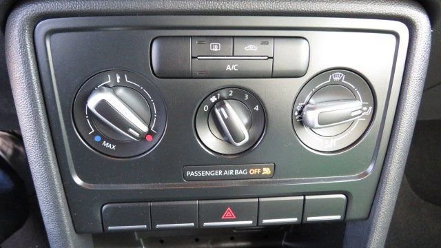 Used 2019 Volkswagen Beetle 2.0T S image 15