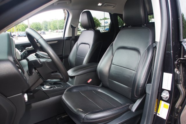 Certified 2022 Ford Escape SEL FWD image 17
