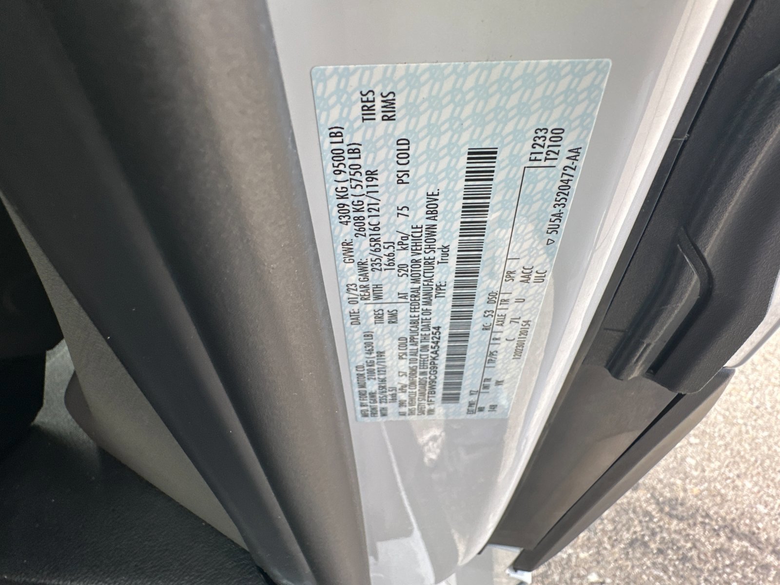 Certified 2023 Ford Transit 350 Medium Roof image 28