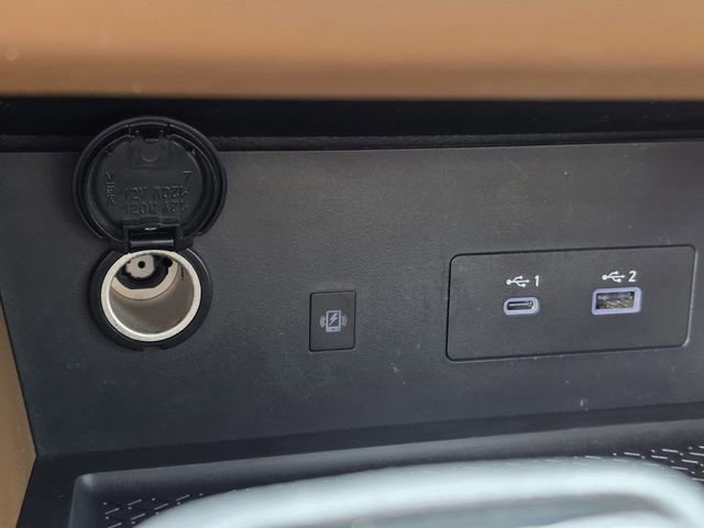 Used 2022 Nissan Pathfinder Platinum w/ Lighting Package (N92) image 22