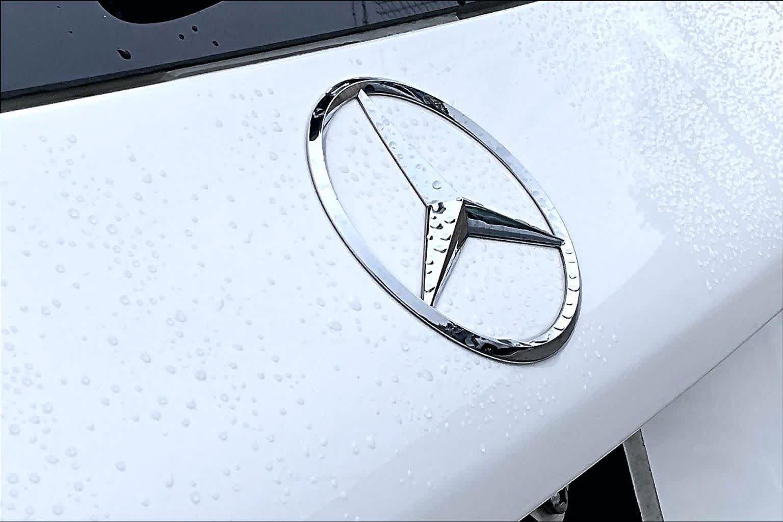 Used 2021 Mercedes-Benz GLC 300 image 31
