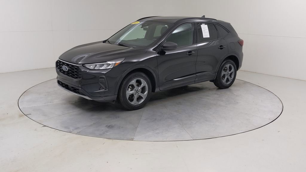 Certified 2023 Ford Escape ST-Line w/ Tech Pack #1 image 19