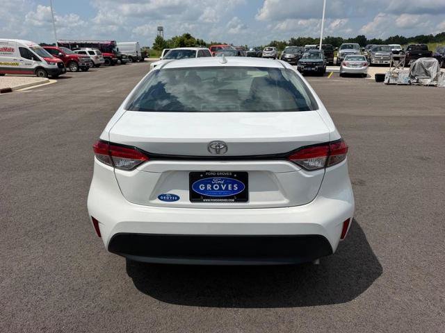 Used 2023 Toyota Corolla LE FWD image 6