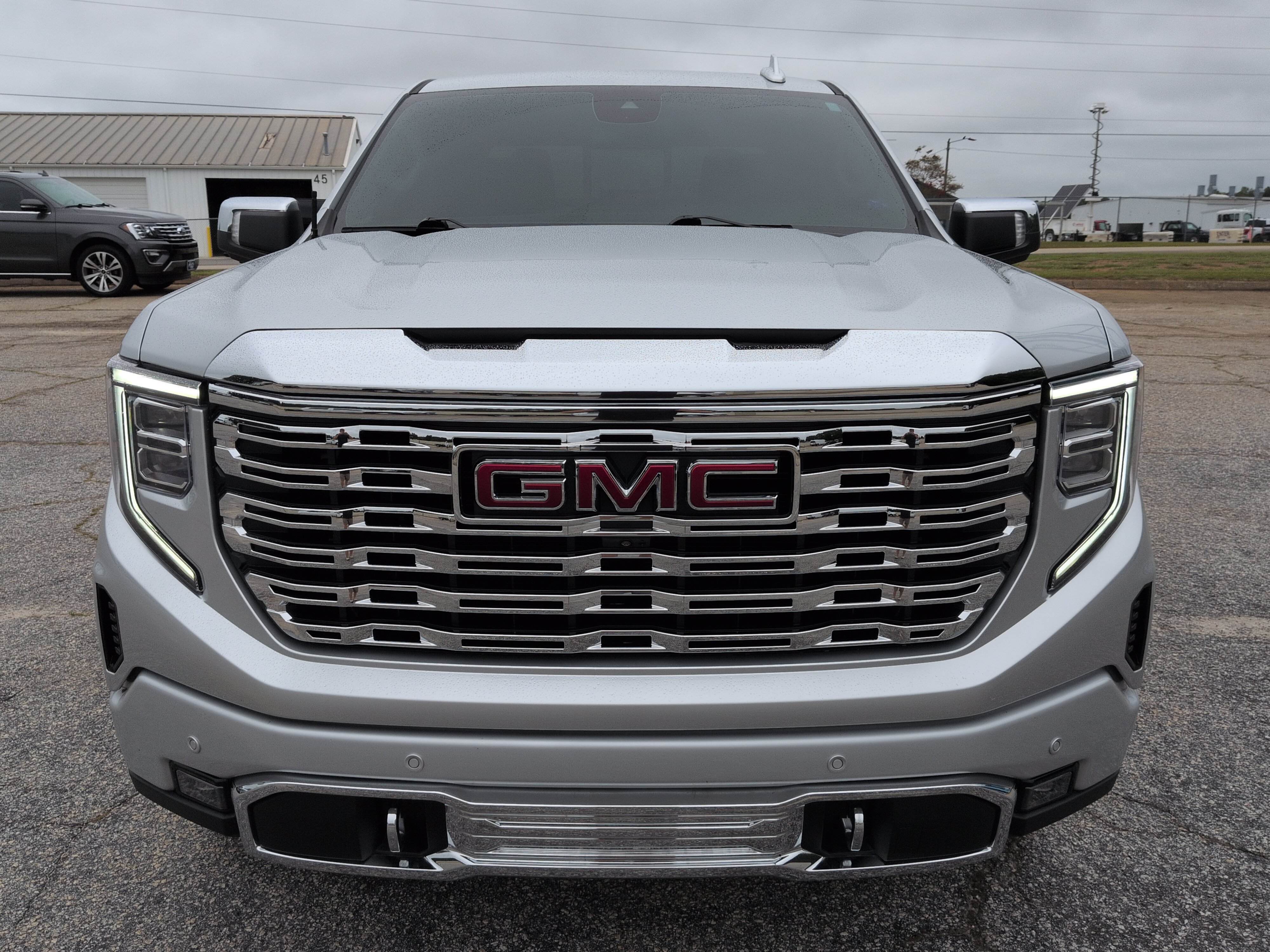 Used 2022 GMC Sierra 1500 Denali AWD/4WD image 7