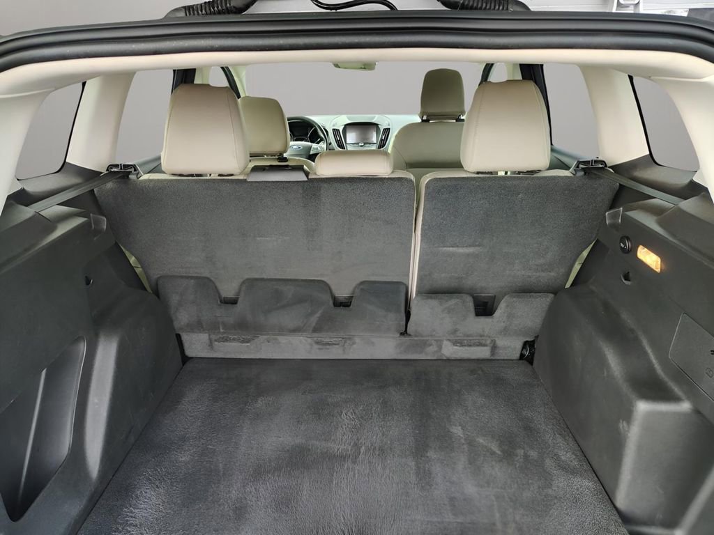 Certified 2019 Ford Escape SEL image 10