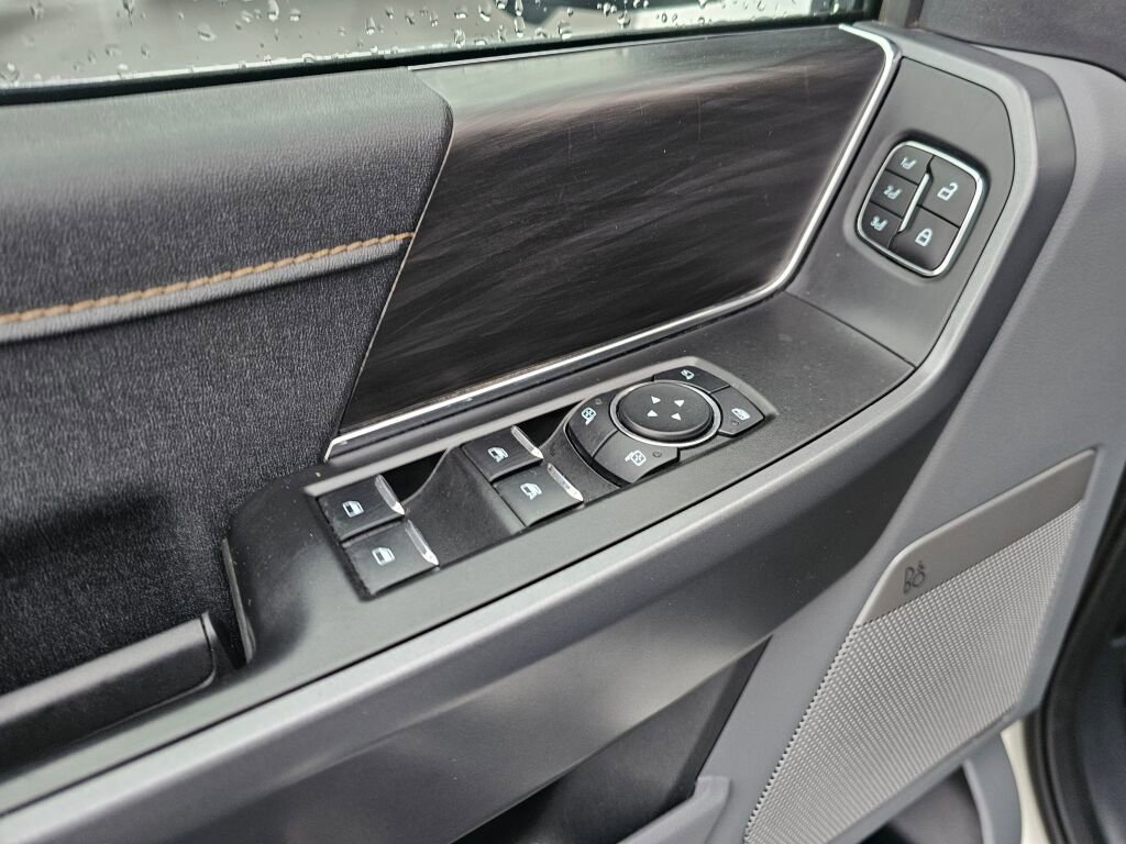 Certified 2025 Ford F150 Lariat w/ Equipment Group 502A High image 20