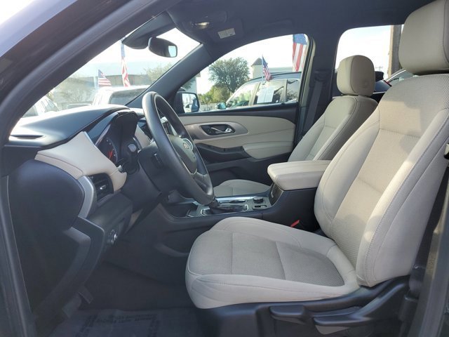 Used 2023 Chevrolet Traverse LS image 13