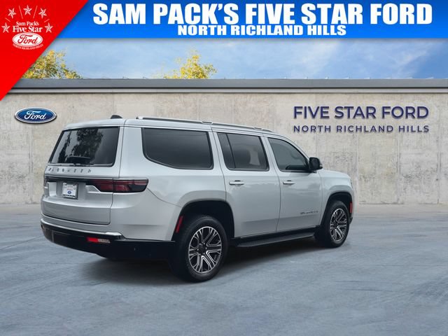 Used 2024 Jeep Wagoneer 4WD w/ Premium Group I image 9