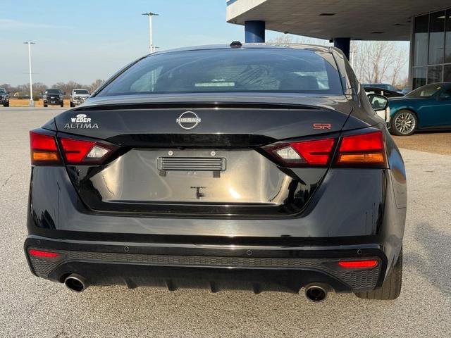 Used 2025 Nissan Altima 2.5 SR video 3