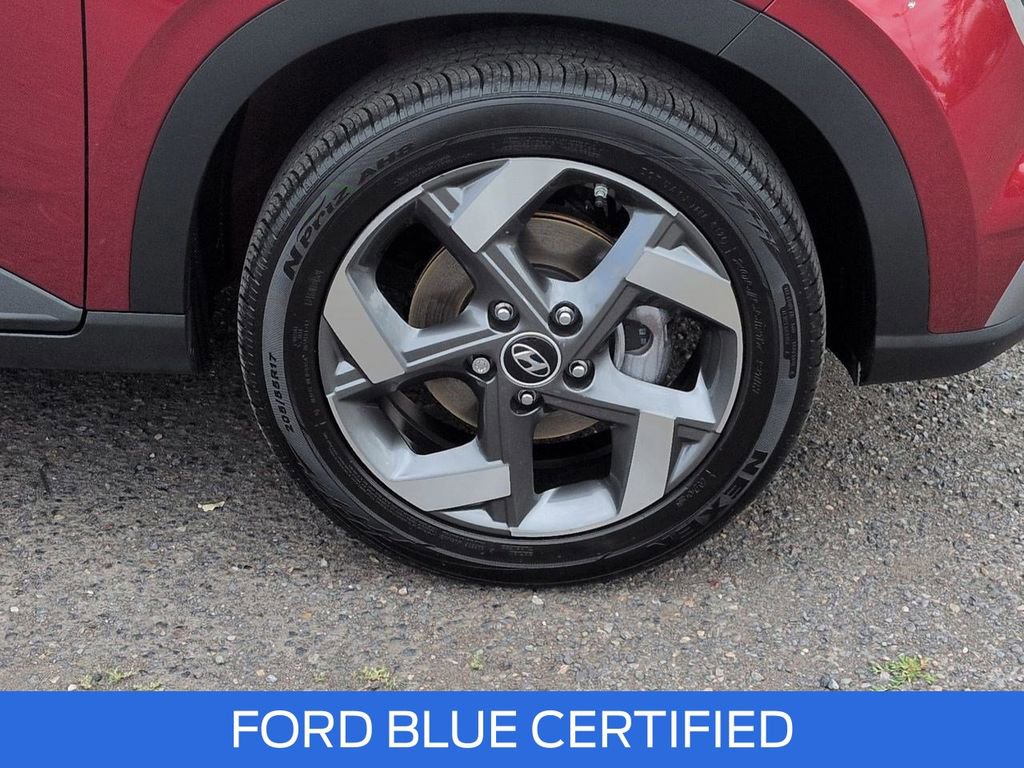 Used 2024 Hyundai Venue SEL FWD image 31