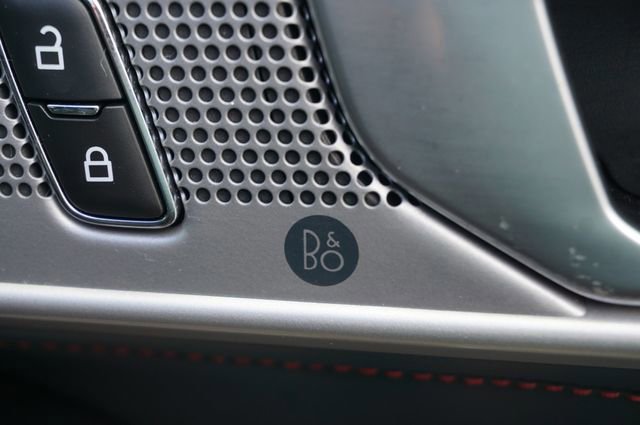 Certified 2023 Ford Explorer ST-Line w/ Class IV Trailer Tow Package RWD image 21