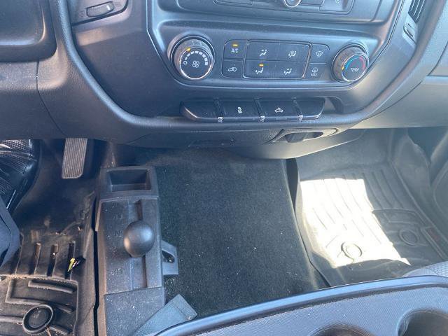 Used 2018 Chevrolet Silverado 1500 Custom w/ Custom Value Package image 23