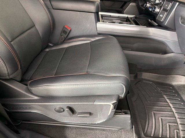 Certified 2024 Ford F250 Lariat w/ Lariat Ultimate Package AWD/4WD image 33
