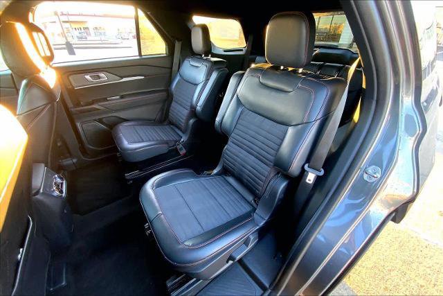 Certified 2025 Ford Explorer ST-Line image 19
