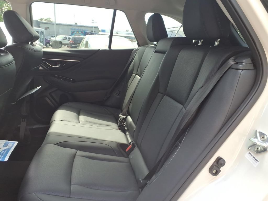 Used 2023 Subaru Outback Limited AWD/4WD image 16