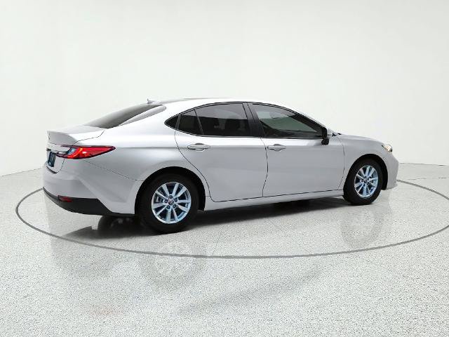 Used 2026 Toyota Camry LE w/ Convenience Package FWD image 8