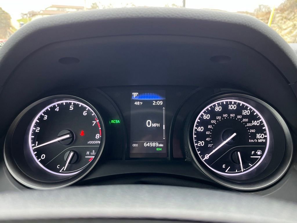 Used 2023 Toyota Camry SE w/ Convenience Package image 16