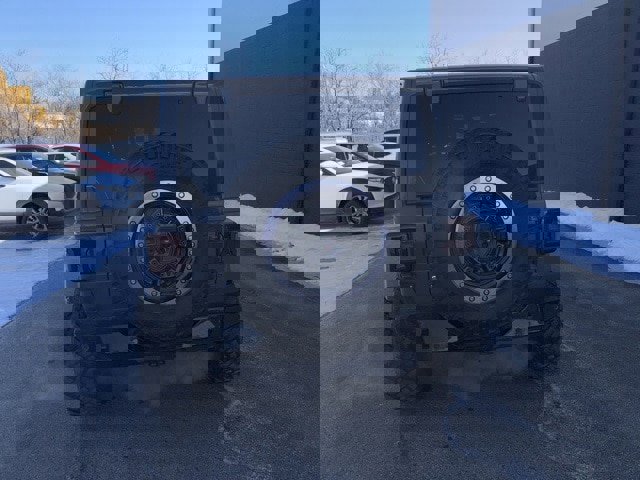 Used 2020 Jeep Wrangler Unlimited Sahara w/ Dual Top Group image 18