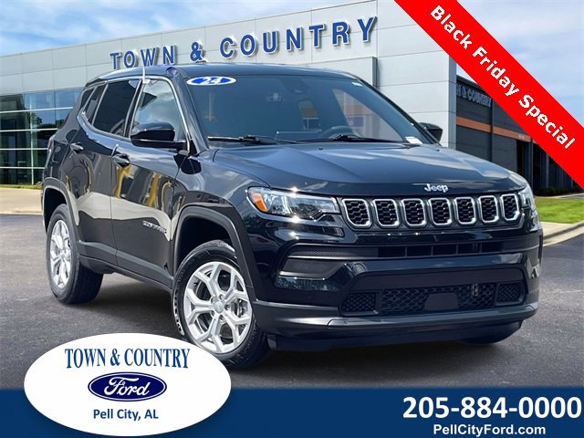 Used 2024 Jeep Compass Sport image 1