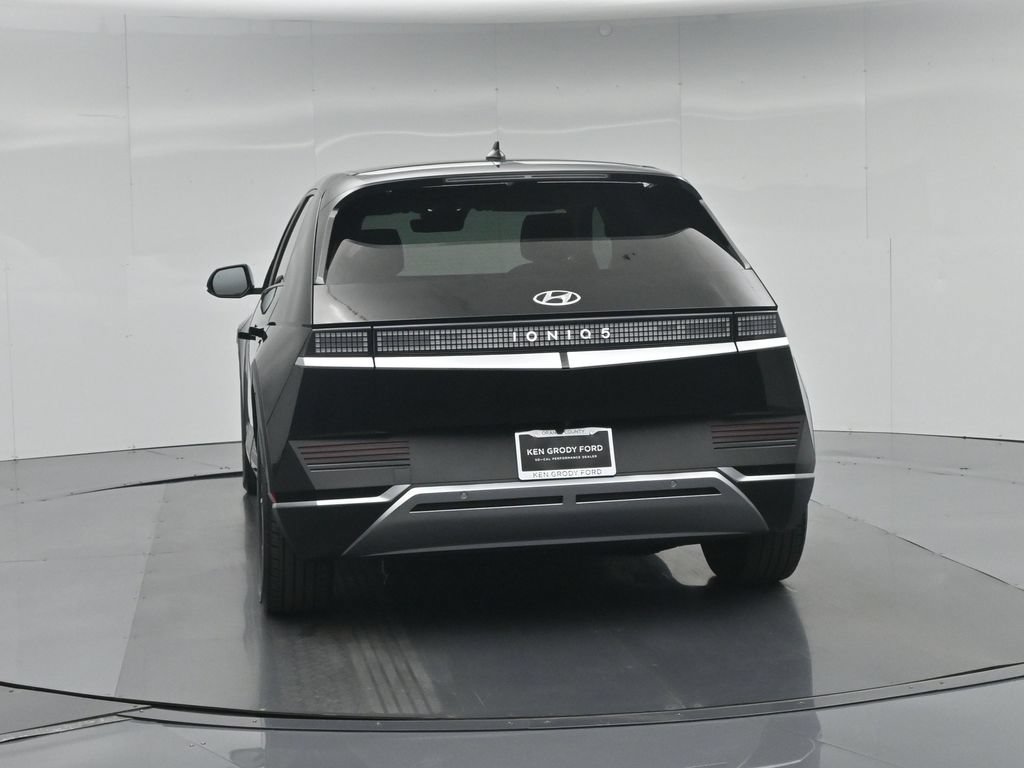 Used 2022 Hyundai Ioniq 5 SEL RWD image 55